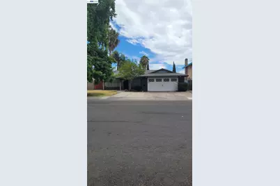 818 Erie Dr, Stockton, CA 95210 - Photo 1