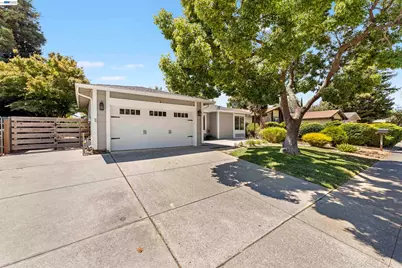 548 Silverado Cir, Fairfield, CA 94534 - Photo 1