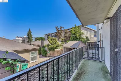 567 Oakland Ave #104, Oakland, CA 94606 - Photo 39