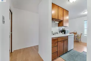 567 Oakland Ave, Oakland, CA 94606 - Photo 19