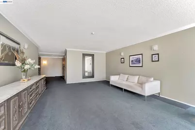 567 Oakland Ave #104, Oakland, CA 94606 - Photo 11