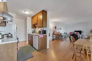 567 Oakland Ave, Oakland, CA 94606 - Photo 25
