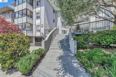 567 Oakland Ave #104, Oakland, CA 94606 - Photo 3