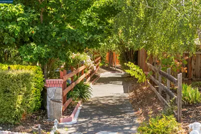 116 Victoria Pl, Danville, CA 94506 - Photo 9