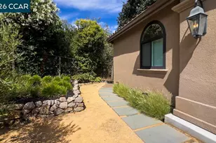 800 Hamilton Dr, Pleasant Hill, CA 94523 - Photo 51