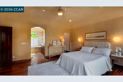 800 Hamilton Dr, Pleasant Hill, CA 94523 - Photo 9
