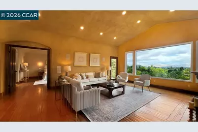 800 Hamilton Dr, Pleasant Hill, CA 94523 - Photo 5