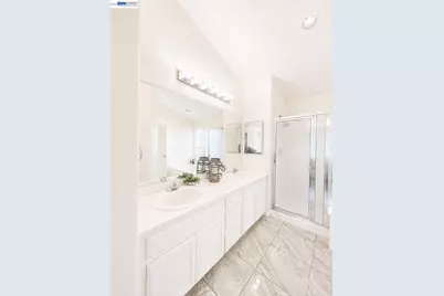 2135 Devin Court, Tracy, CA 95376 - Photo 15