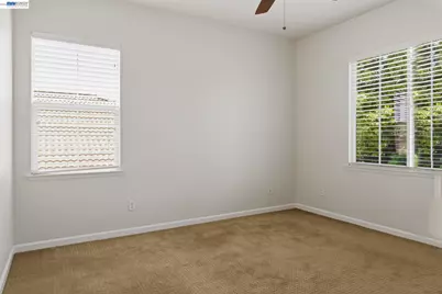 749 Ellerbrook St, Mountain House, CA 95391 - Photo 35
