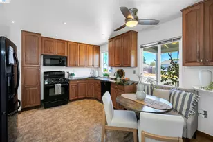 15223 Andover St, San Leandro, CA 94579 - Photo 13