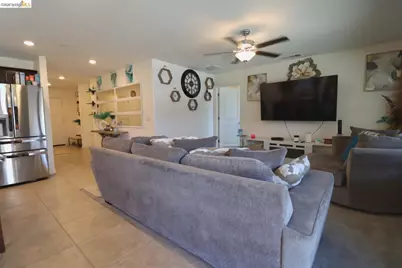 284 Zion Canyon Ct, Merced, CA 95341 - Photo 13