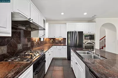 5210 Montecito Dr, Concord, CA 94521 - Photo 35