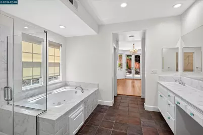 5210 Montecito Dr, Concord, CA 94521 - Photo 51