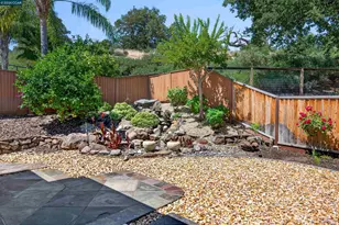 5210 Montecito Dr, Concord, CA 94521 - Photo 85
