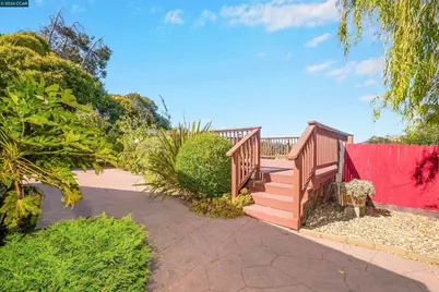2908 Sargent Ave, San Pablo, CA 94806 - Photo 43