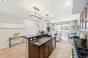 67 Bettencourt Way, Milpitas, CA 95035 - Photo 17