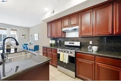 67 Bettencourt Way, Milpitas, CA 95035 - Photo 21