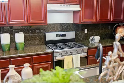 67 Bettencourt Way, Milpitas, CA 95035 - Photo 25