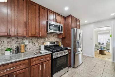 3975 Turnley Ave, Oakland, CA 94605 - Photo 23