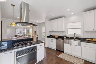 1038 Ramona Ave, Albany, CA 94706 - Photo 13