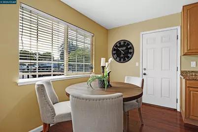 107 De Normandie Way, Martinez, CA 94553 - Photo 3