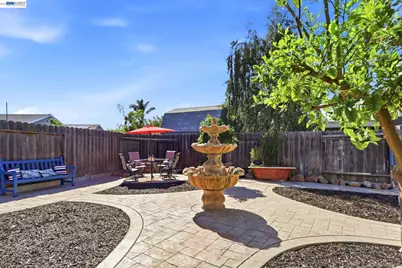 36751 Bishop St, Newark, CA 94560 - Photo 37
