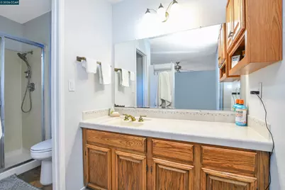 2353 Silver Creek Cir, Antioch, CA 94509 - Photo 29