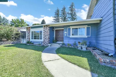 2353 Silver Creek Cir, Antioch, CA 94509 - Photo 3