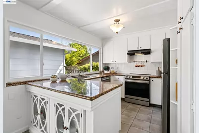 7747 Desertwood Ln, Pleasanton, CA 94588 - Photo 15