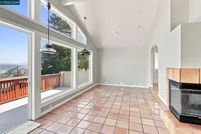 1135 5th Ave, Crockett, CA 94525 - Photo 21