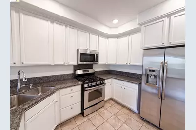 3127 Madsen St, Hayward, CA 94541 - Photo 9