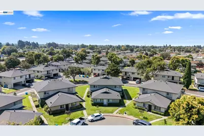 2274 Peacock Pl #2, Union City, CA 94587 - Photo 23