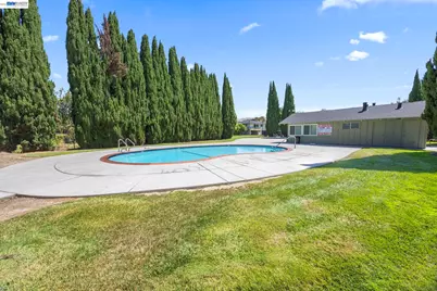 2274 Peacock Pl #2, Union City, CA 94587 - Photo 29