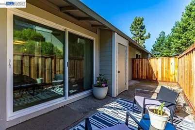 25084 Vista Greens Ct, Hayward, CA 94541 - Photo 15
