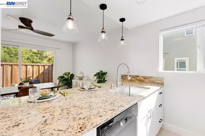 25084 Vista Greens Ct, Hayward, CA 94541 - Photo 13