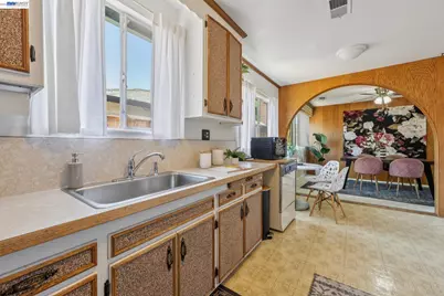 107 Virginia Street, Hayward, CA 94544 - Photo 11