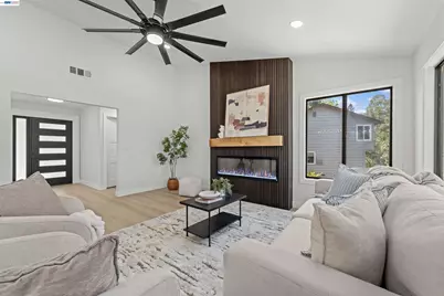126 Saint Joan Ln, Pleasant Hill, CA 94523 - Photo 9