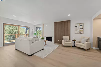 126 Saint Joan Ln, Pleasant Hill, CA 94523 - Photo 17