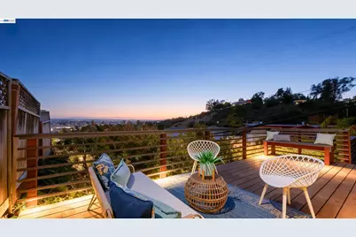 7301 Hillmont Dr, Oakland, CA 94605 - Photo 1