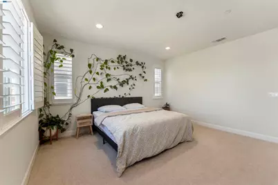 1631 Wonderland Way, Hayward, CA 94545 - Photo 23