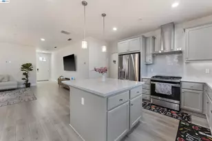 1631 Wonderland Way, Hayward, CA 94545 - Photo 9