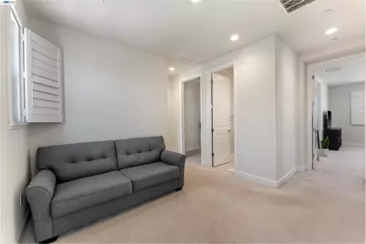 1631 Wonderland Way, Hayward, CA 94545 - Photo 15