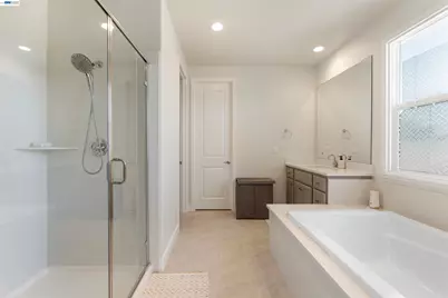 1631 Wonderland Way, Hayward, CA 94545 - Photo 27
