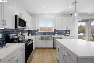 302 Clydesdale Ct, Mountain House, CA 95391 - Photo 15