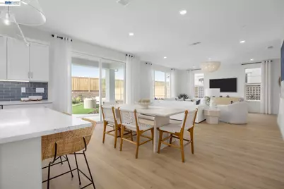 302 Clydesdale Court, Mountain House, CA 95391 - Photo 11