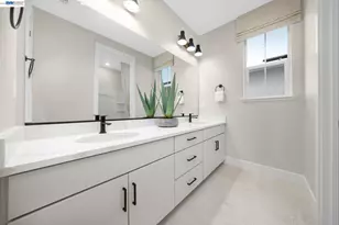 302 Clydesdale Ct, Mountain House, CA 95391 - Photo 21