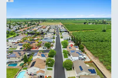 744 Vasconcellos Ave, Manteca, CA 95336 - Photo 45