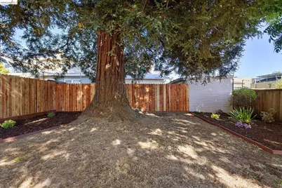 3910 Elston Ave, Oakland, CA 94602 - Photo 37