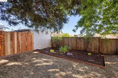 3910 Elston Ave, Oakland, CA 94602 - Photo 35
