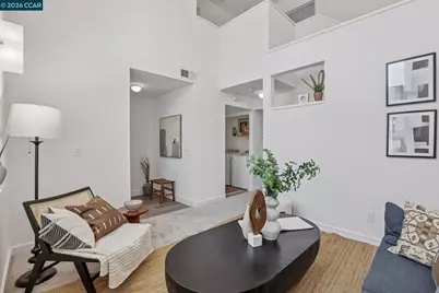 2452 Casa Ct, Oakland, CA 94605 - Photo 5